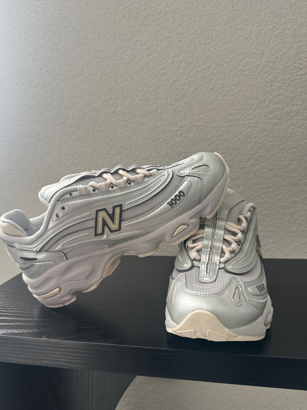 New Balance 1000 Women’s Sneakers — Size 8.5